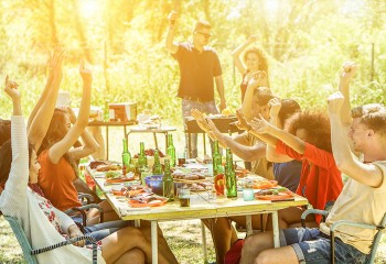 Sommerzeit – Urlaubszeit – Partyzeit